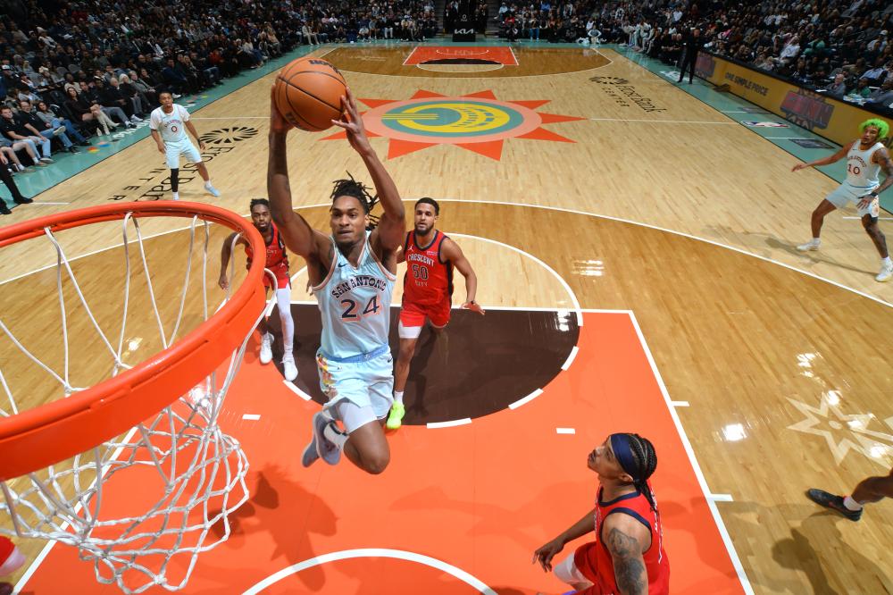 还有万众期 还有万众期